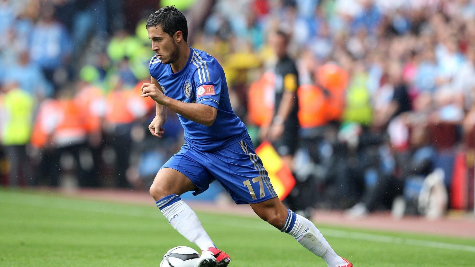 球员转会费数据公布总额创历史新低，球员的转会费会给球员吗